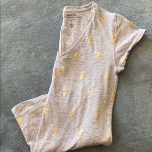 Gold Pineapple Print Gap Easy-Tee